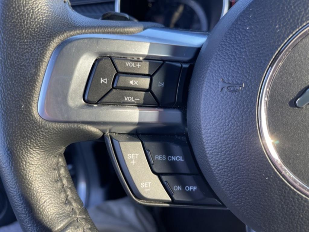 2020 Ford Mustang - $26,500