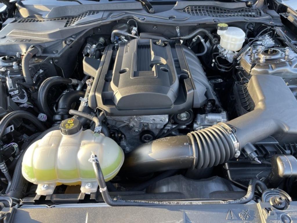 2020 Ford Mustang - $26,500