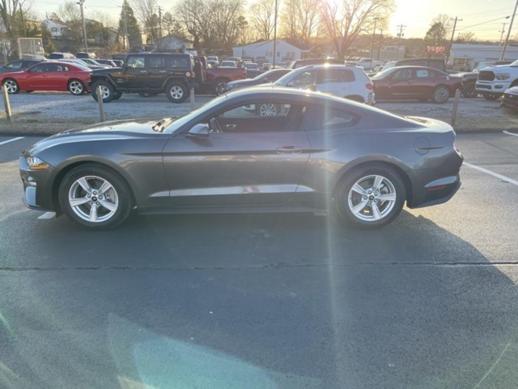 2020 Ford Mustang - $26,500