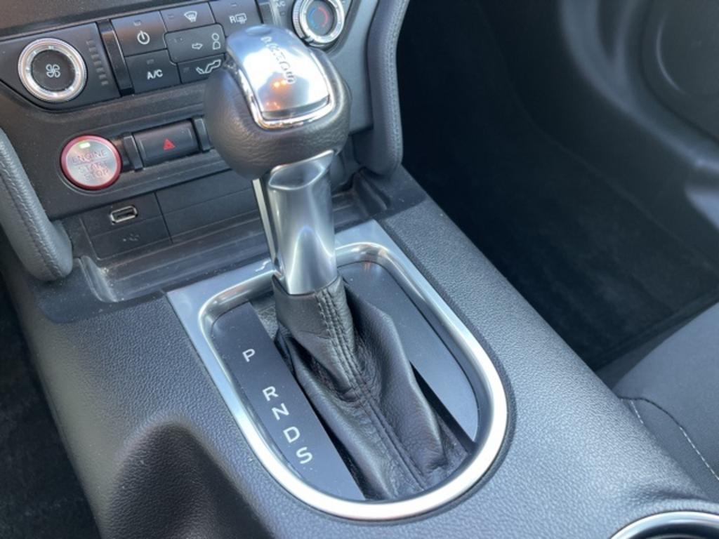 2020 Ford Mustang - $26,500