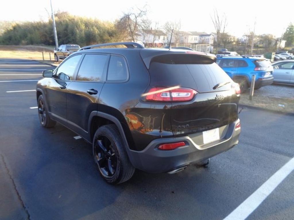 2018 Jeep Cherokee - $18,000