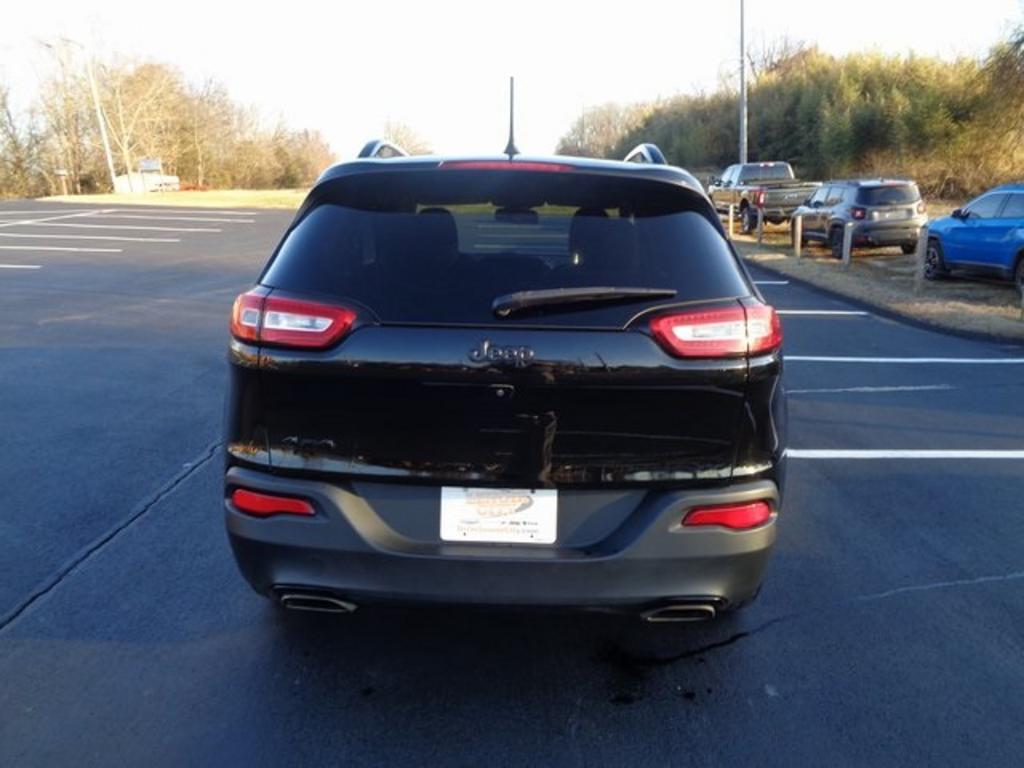 2018 Jeep Cherokee - $18,000
