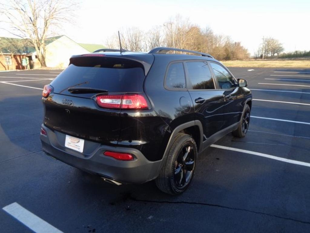2018 Jeep Cherokee - $18,000