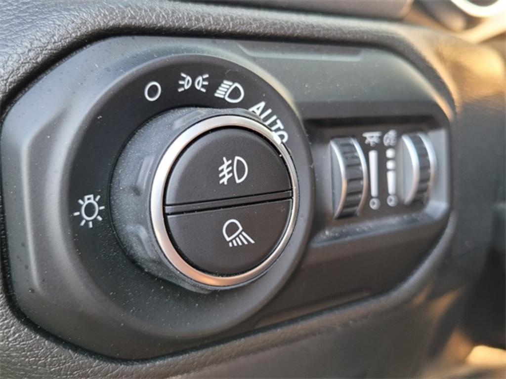 2021 Jeep Gladiator - $48,000
