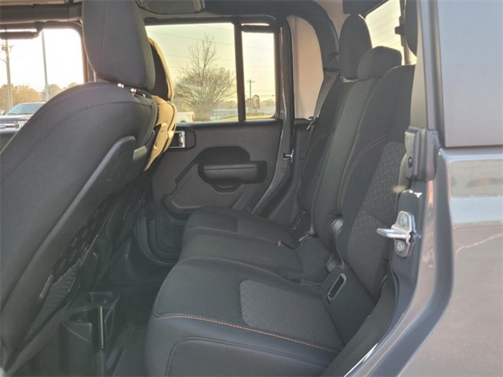 2021 Jeep Gladiator - $48,000