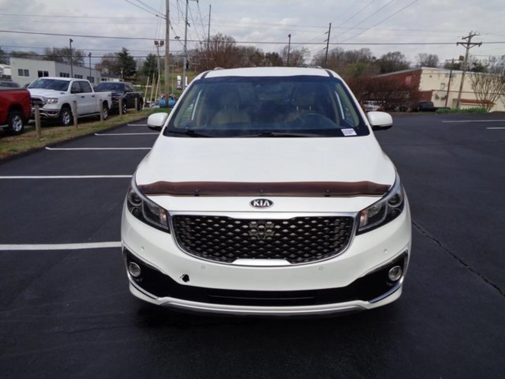 2017 Kia Sedona - $18,000