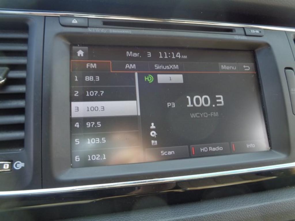 2017 Kia Sedona - $18,000