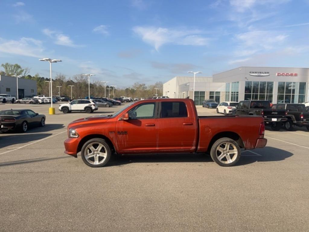 2017 Ram 1500 - $29,500