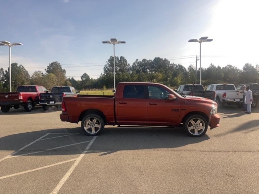 2017 Ram 1500 - $29,500
