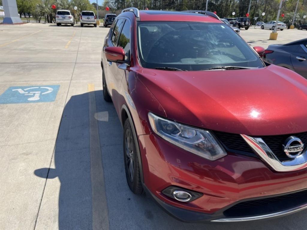 2016 Nissan Rogue - $18,500