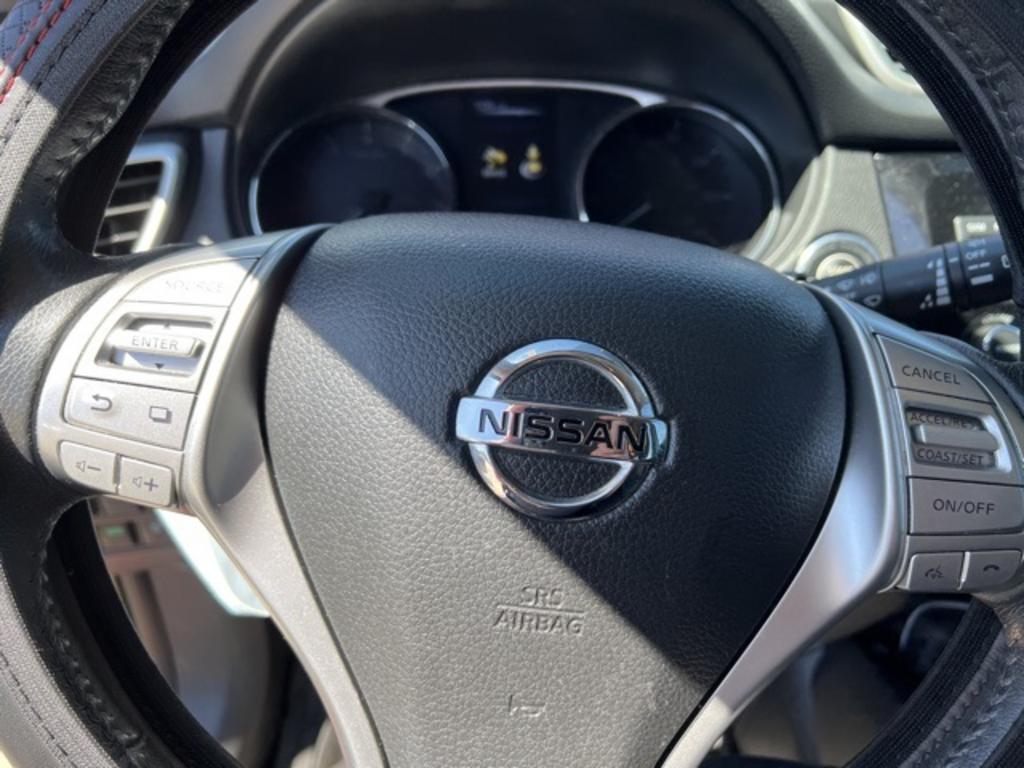 2016 Nissan Rogue - $18,500