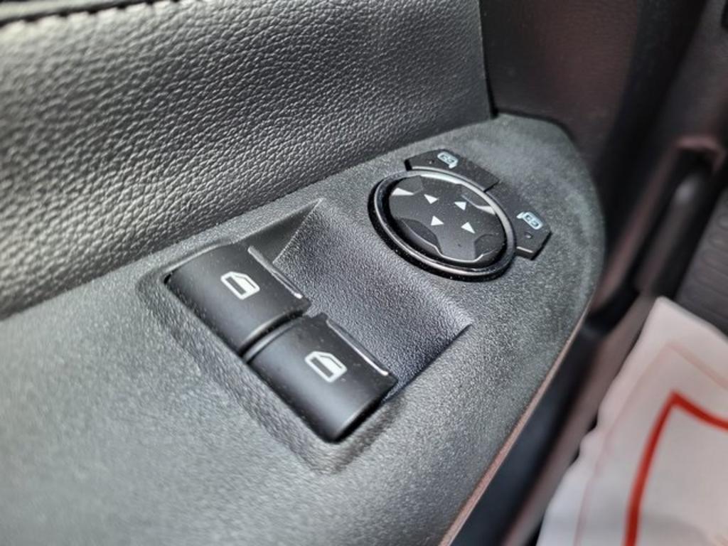 2019 Ford Mustang - $35,500