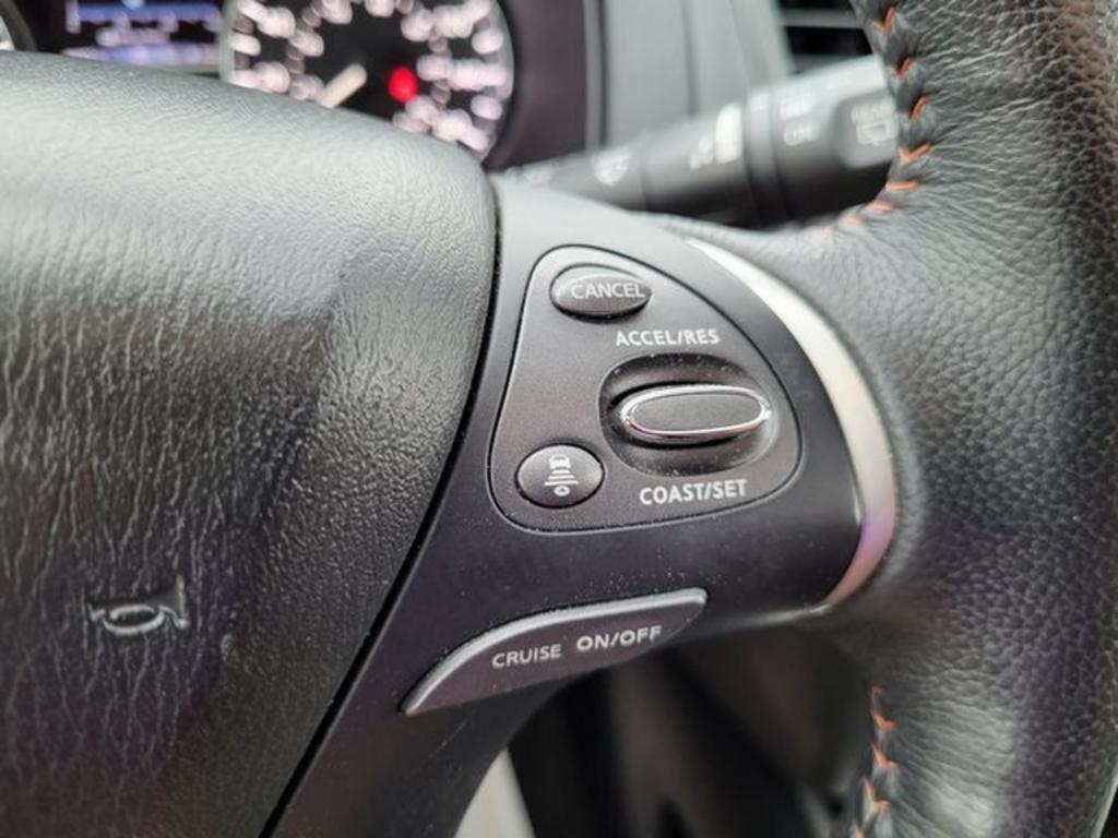 2019 Nissan Pathfinder - $25,500