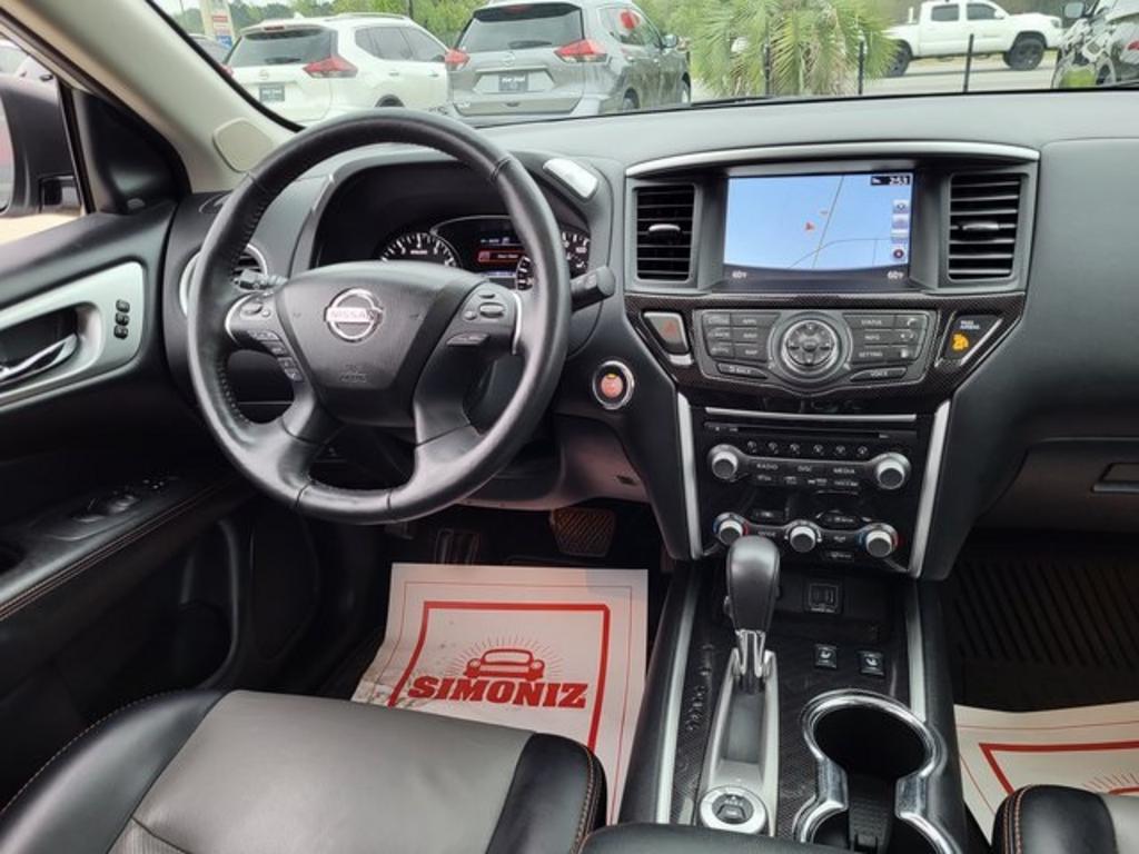 2019 Nissan Pathfinder - $25,500