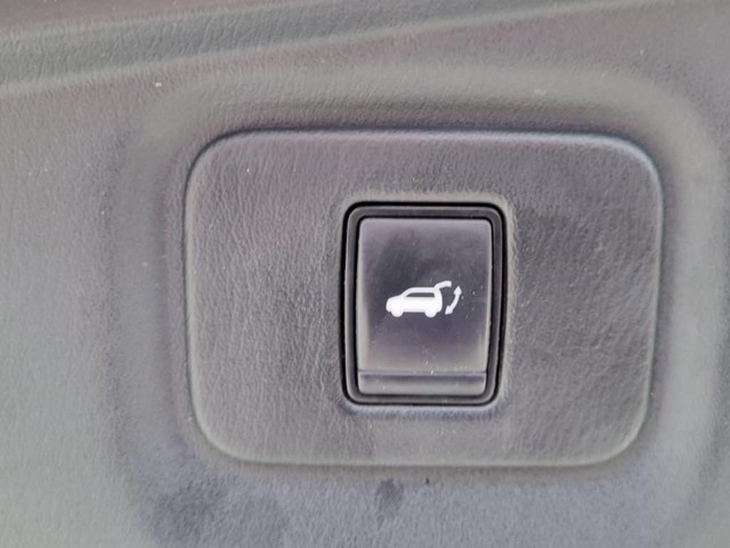 2019 Nissan Pathfinder - $25,500
