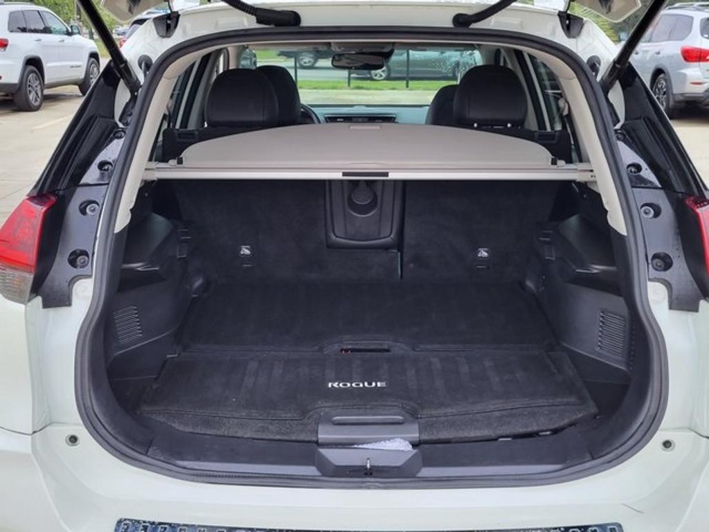 2020 Nissan Rogue - $26,500