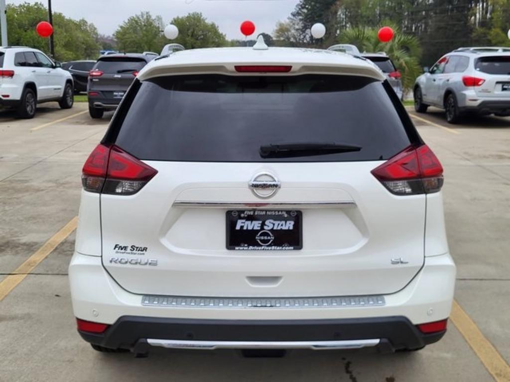 2020 Nissan Rogue - $26,500