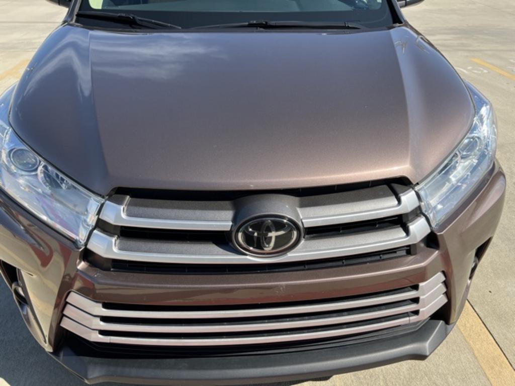 2018 Toyota Highlander - $30,500