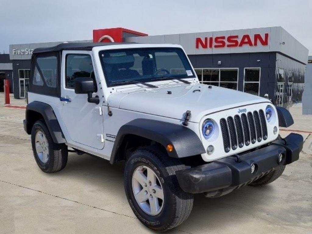 2018 Jeep Wrangler - $28,000