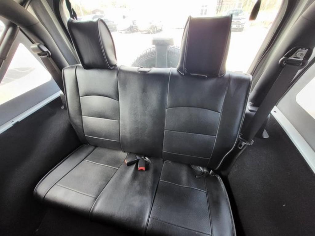 2018 Jeep Wrangler - $28,000