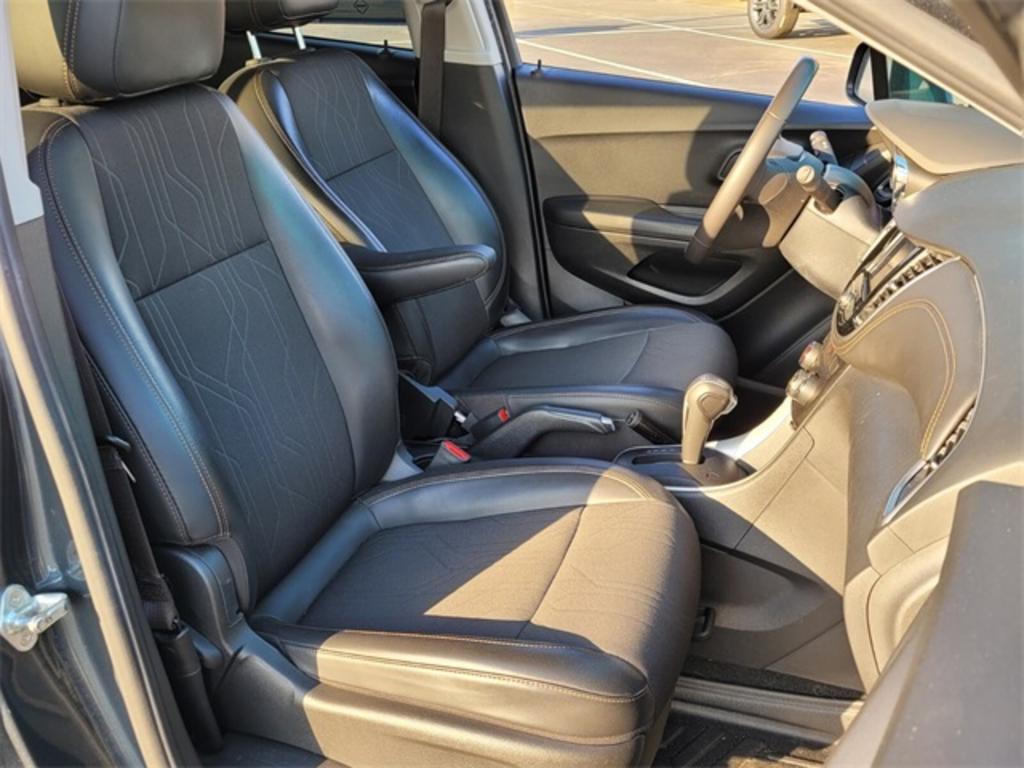 2021 Chevrolet Trax - $17,000