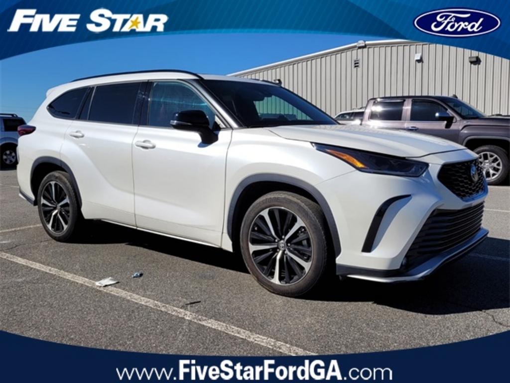 2021 Toyota Highlander - $41,500