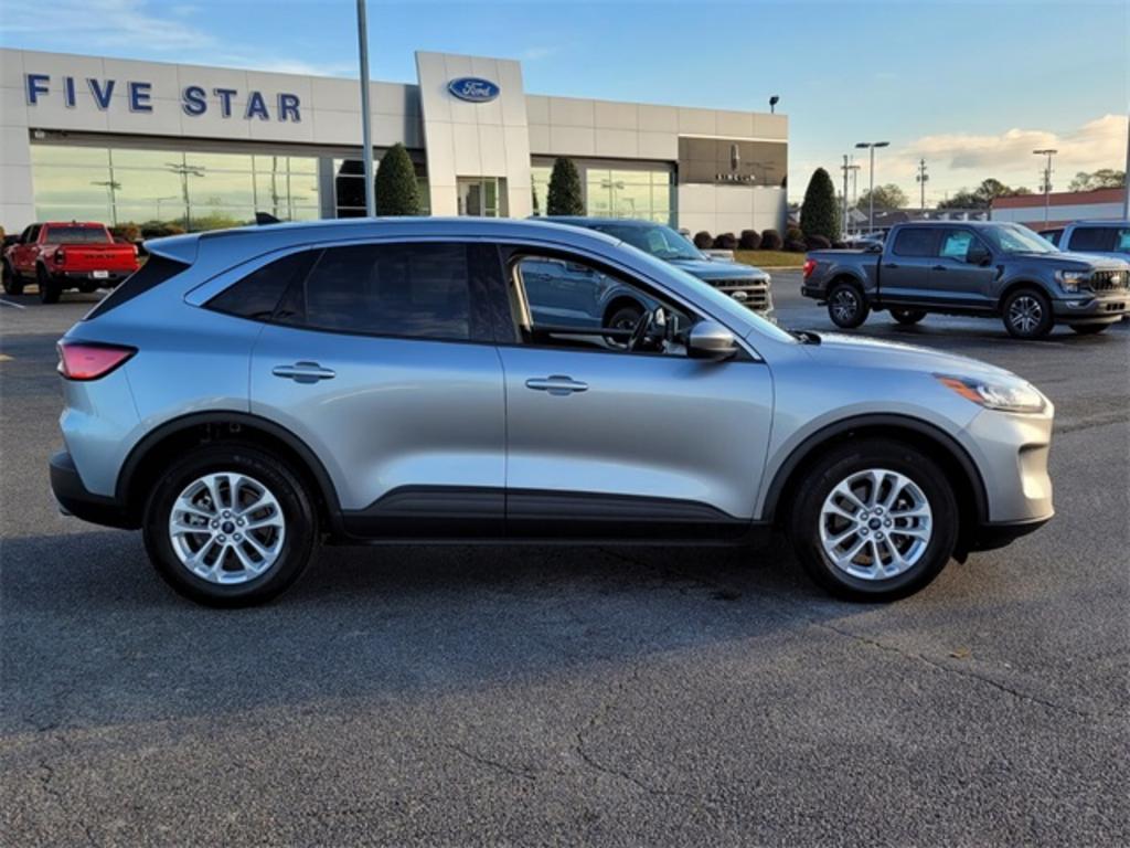 2021 Ford Escape - $25,500
