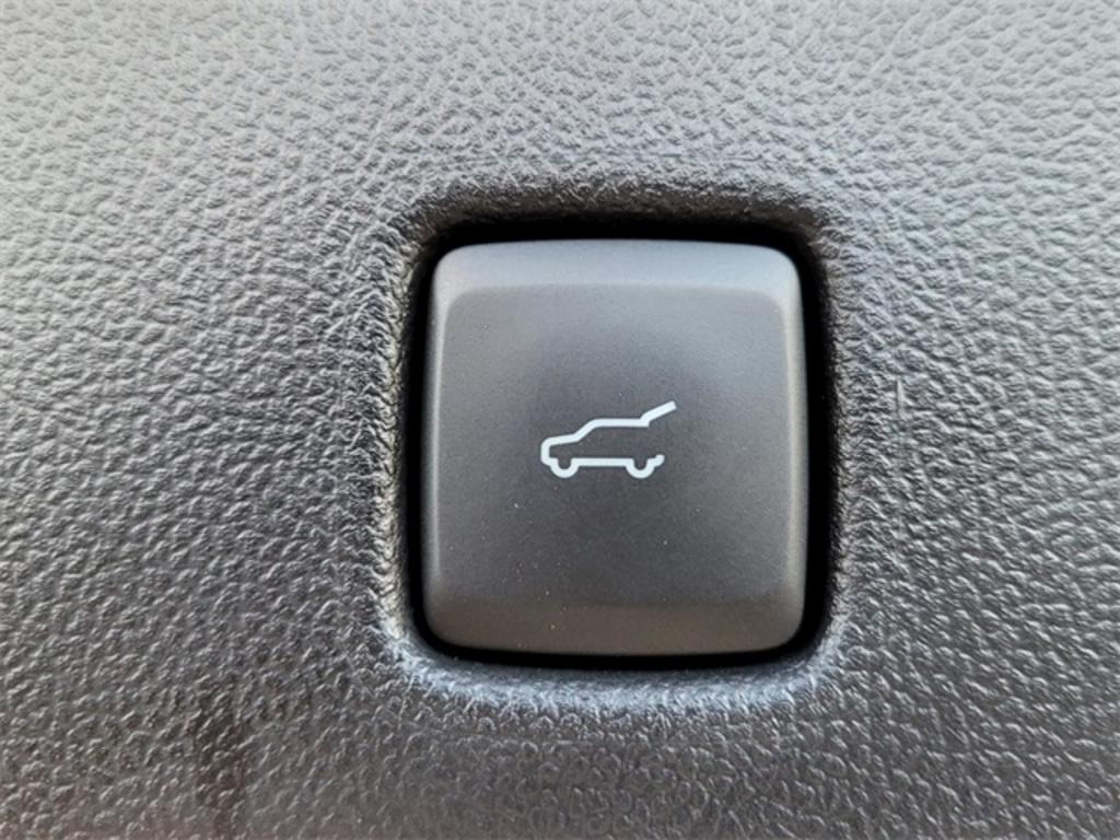 2021 Ford Escape - $25,500