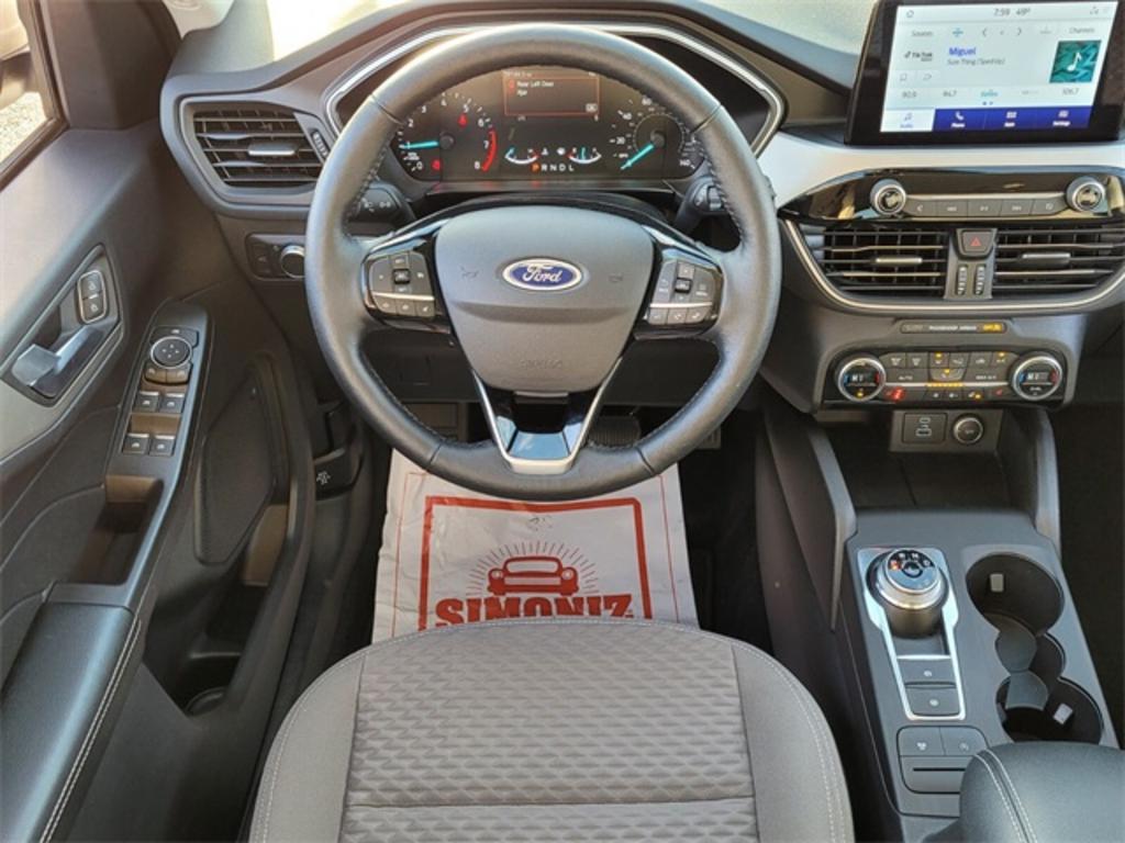 2021 Ford Escape - $25,500