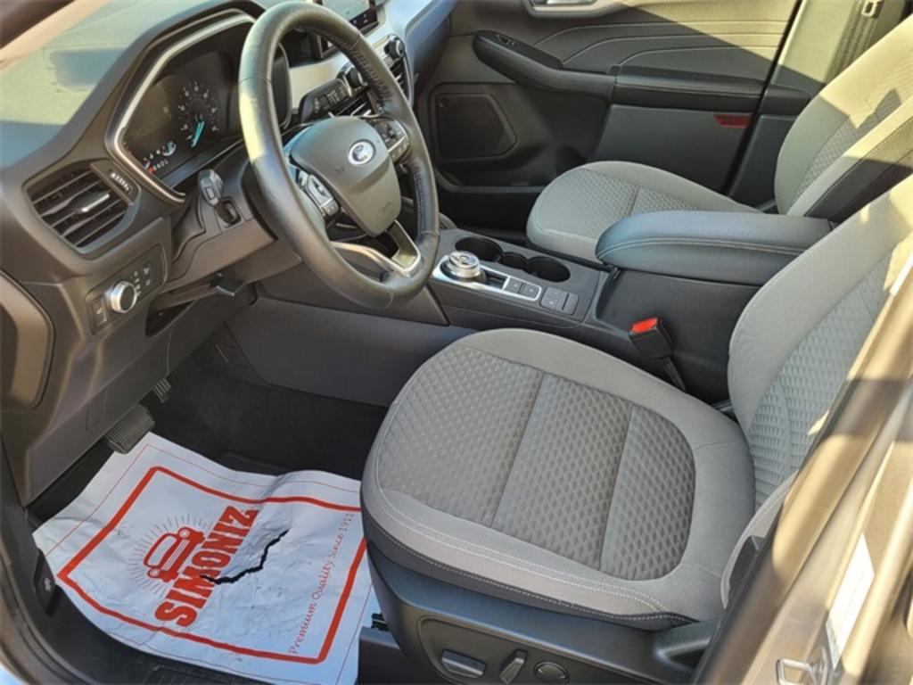 2021 Ford Escape - $25,500