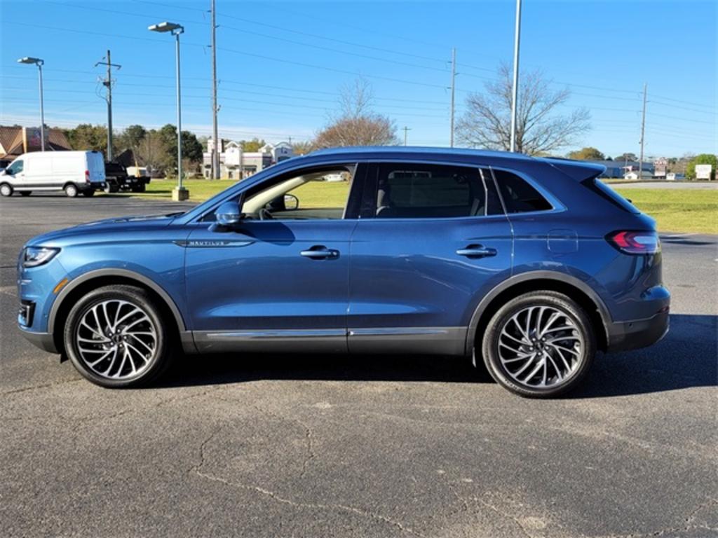 2019 Lincoln Nautilus - $36,000