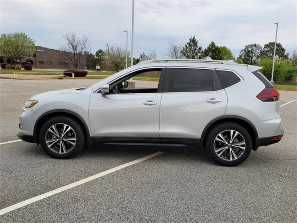 2020 Nissan Rogue - $24,500
