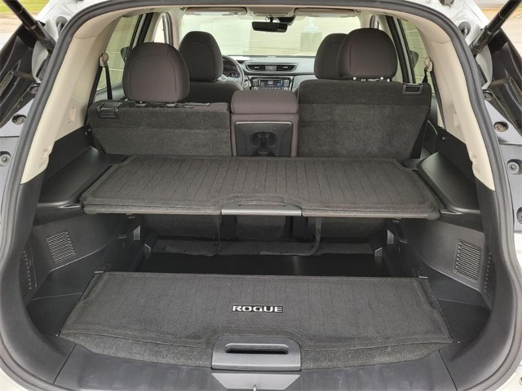 2020 Nissan Rogue - $24,500