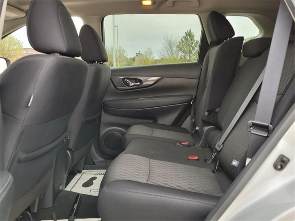 2020 Nissan Rogue - $24,500