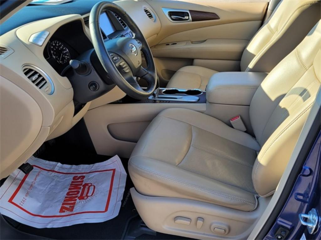 2018 Nissan Pathfinder - $26,500