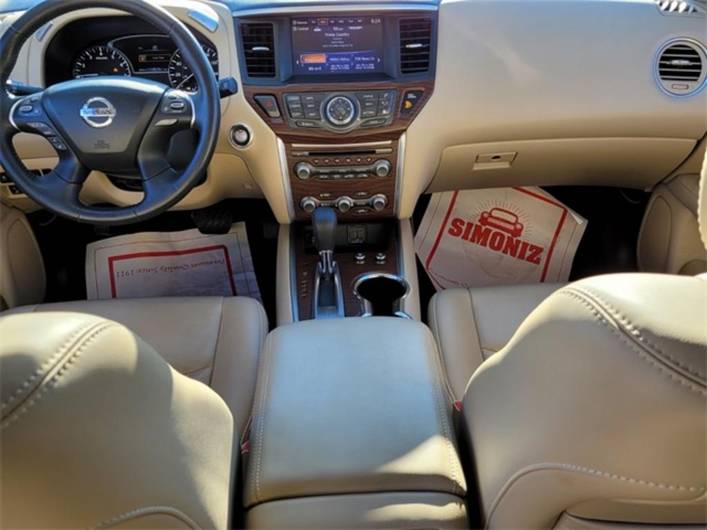 2018 Nissan Pathfinder - $26,500