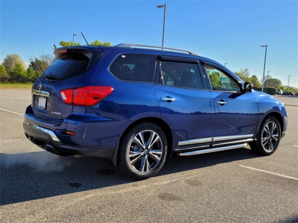 2018 Nissan Pathfinder - $26,500