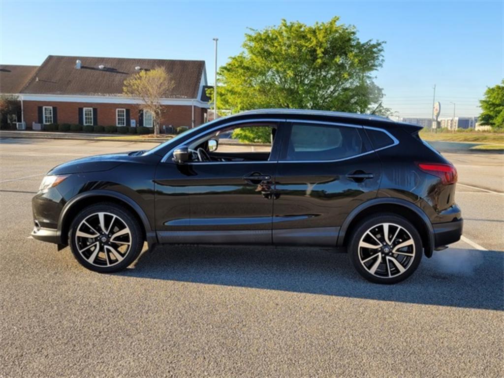 2018 Nissan Rogue - $16,000