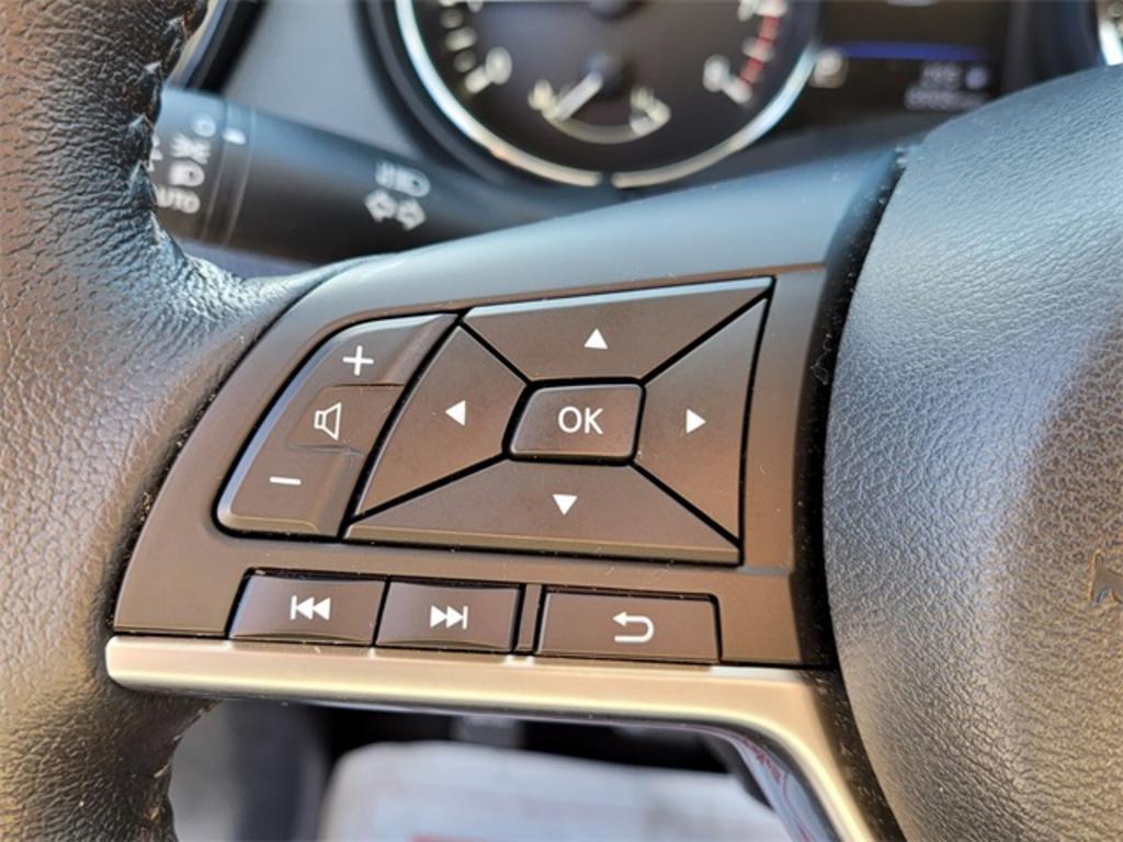 2019 Nissan Rogue - $24,000