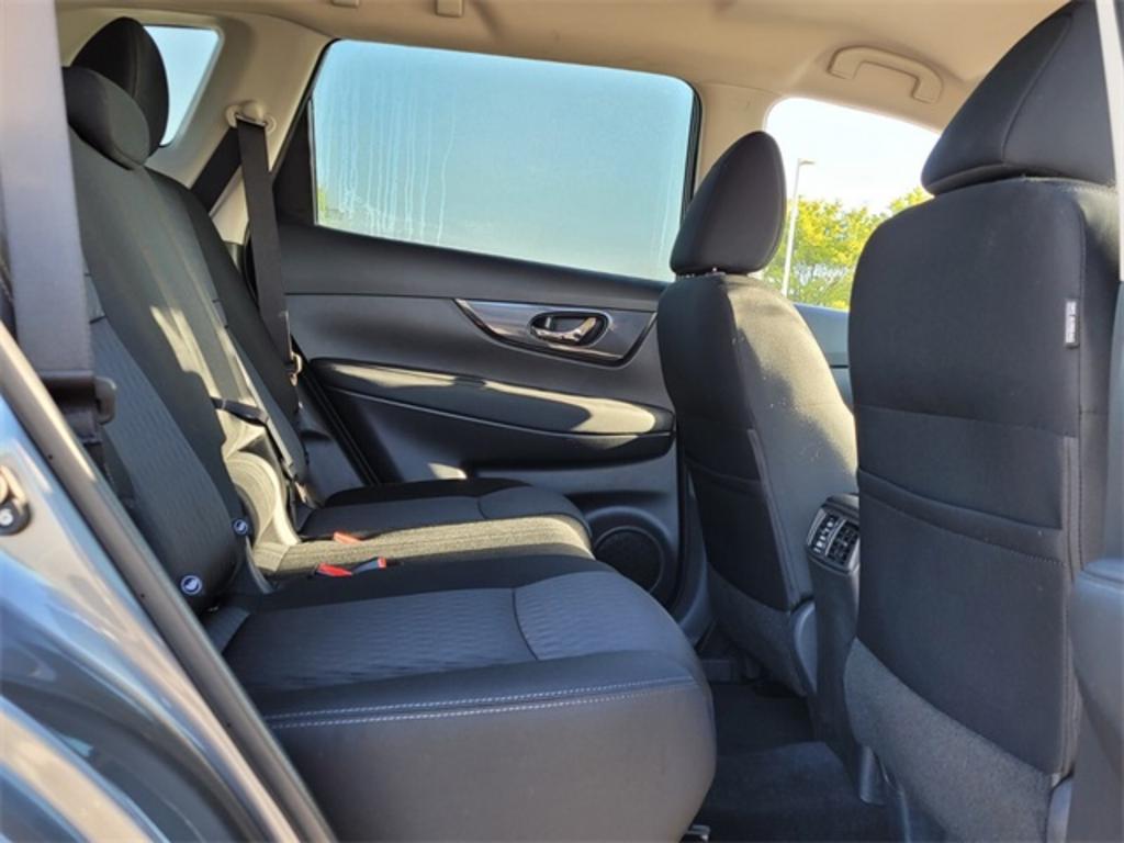2019 Nissan Rogue - $24,000