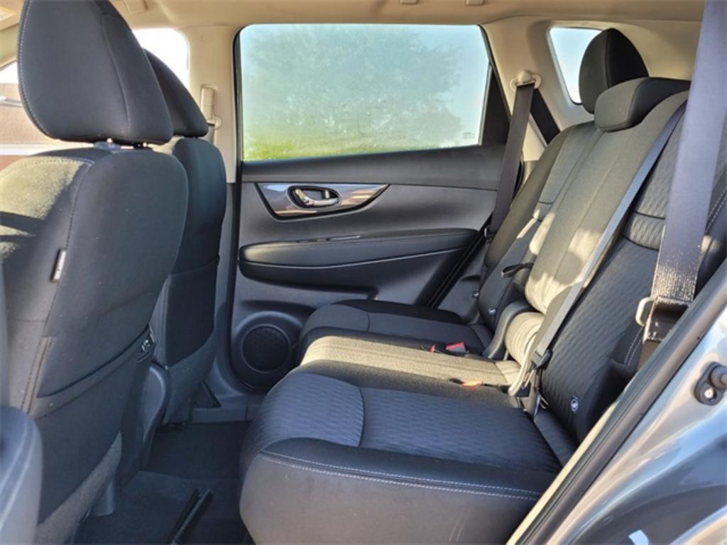 2019 Nissan Rogue - $24,000