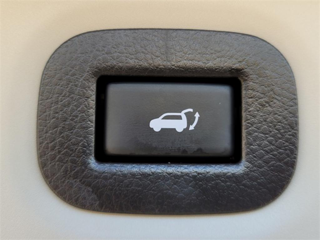 2019 Nissan Rogue - $24,000