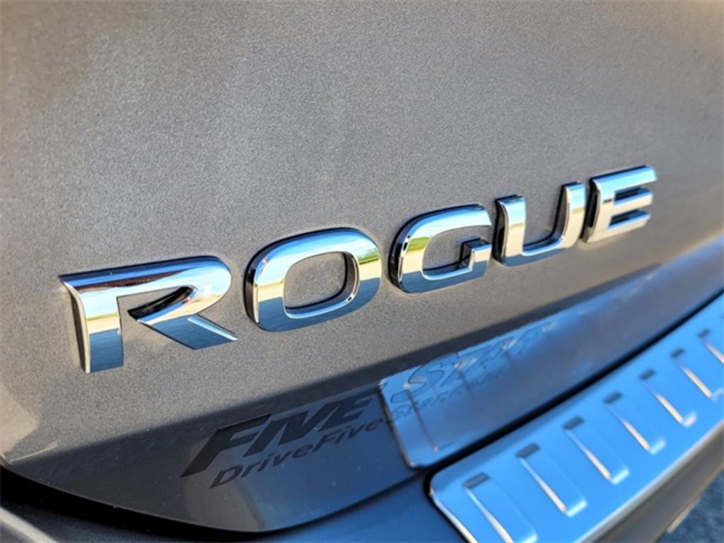 2019 Nissan Rogue - $24,000