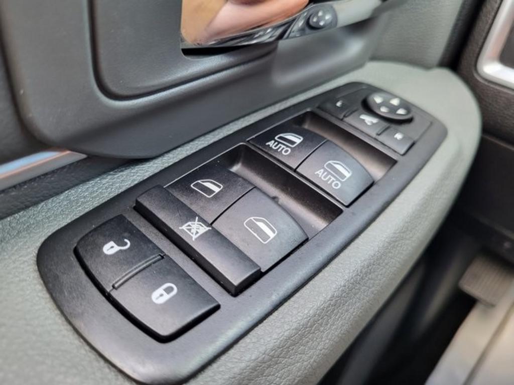 2018 Ram 2500 - $46,000