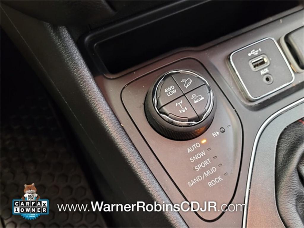 2021 Jeep Cherokee - $31,000