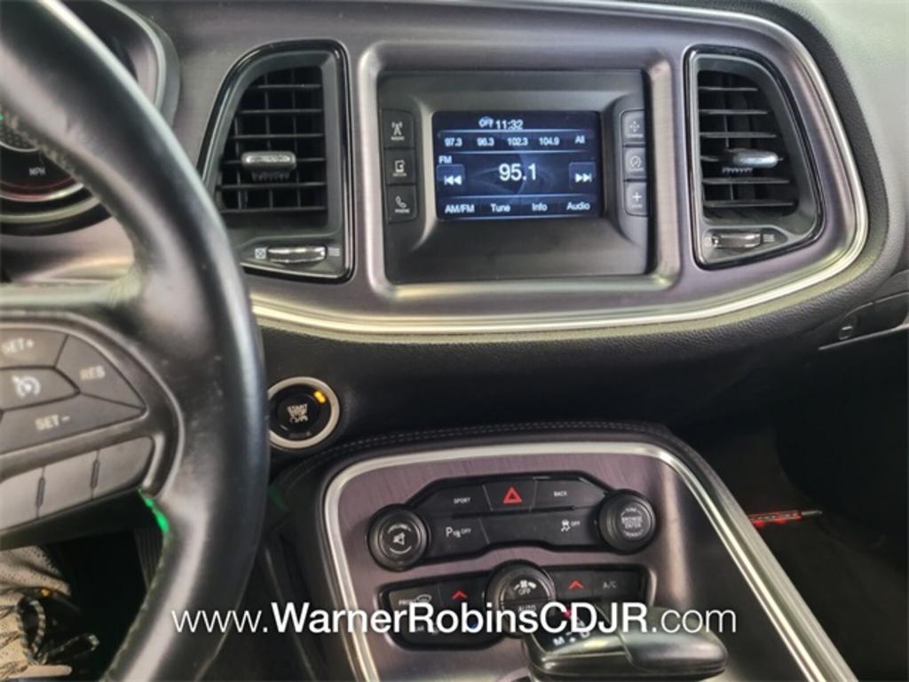 2015 Dodge Challenger - $17,000