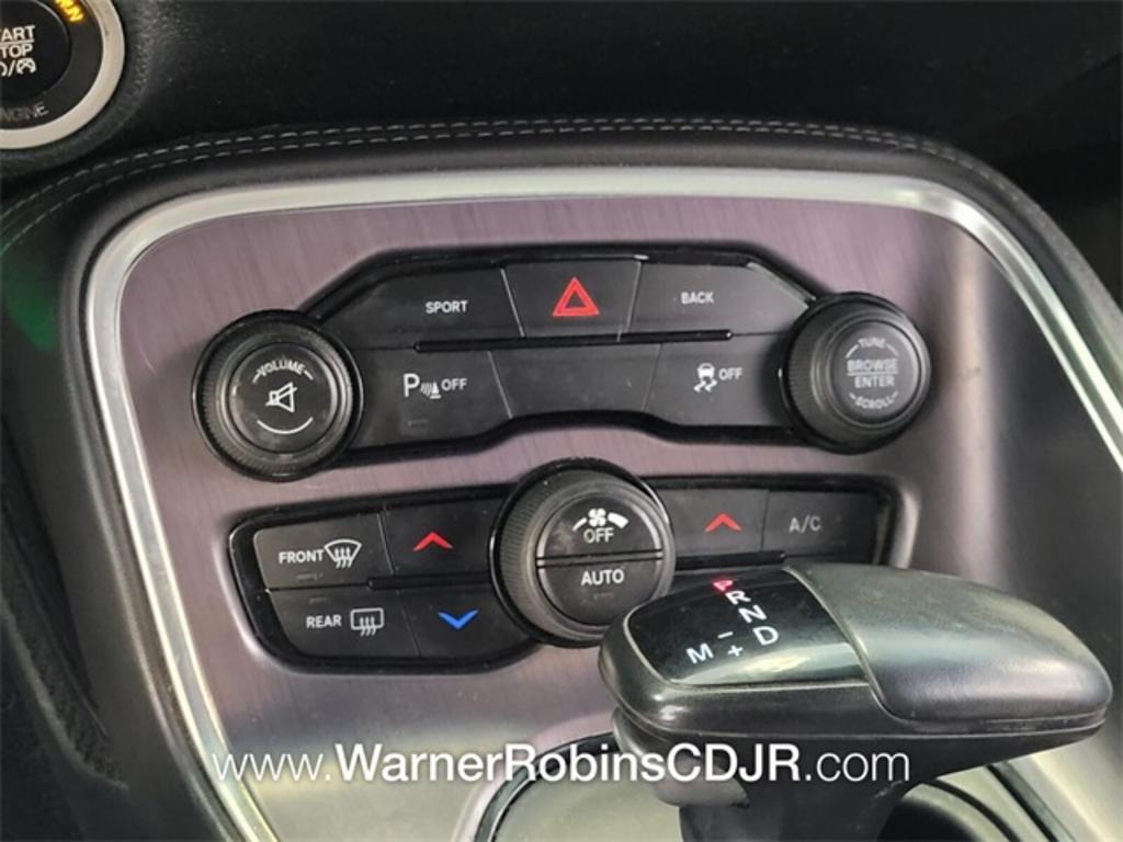 2015 Dodge Challenger - $17,000