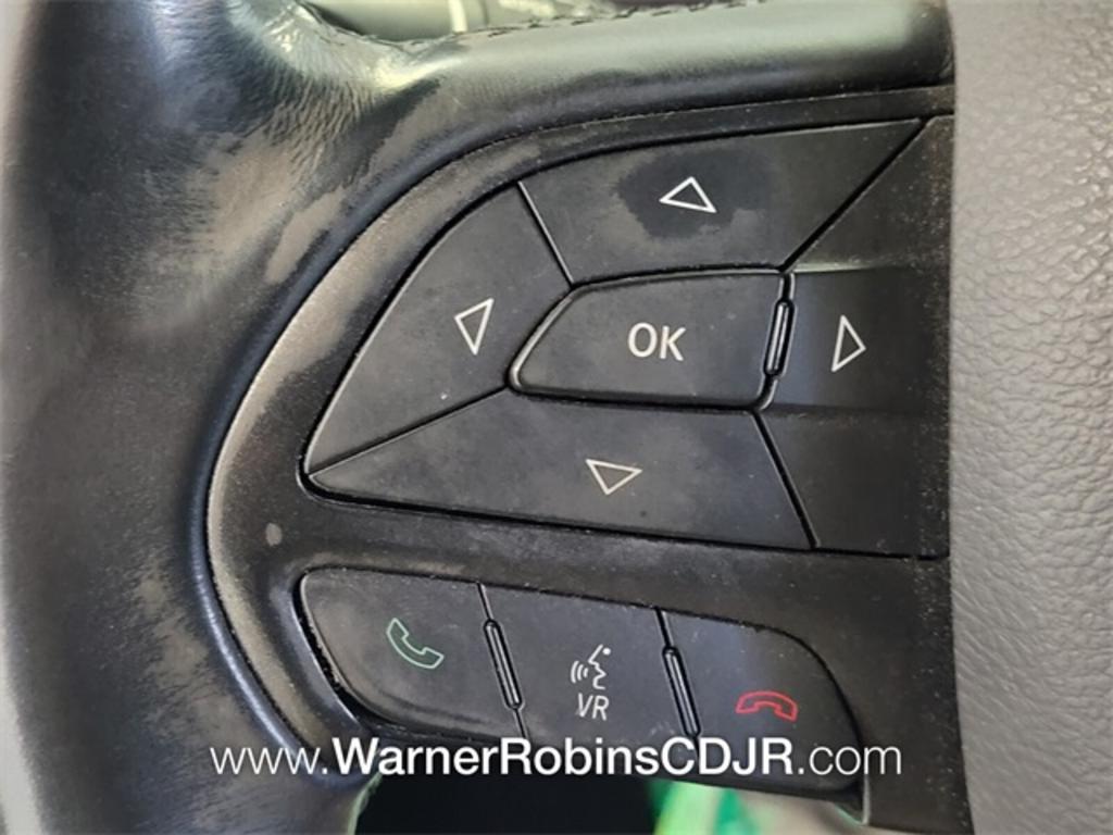 2015 Dodge Challenger - $17,000