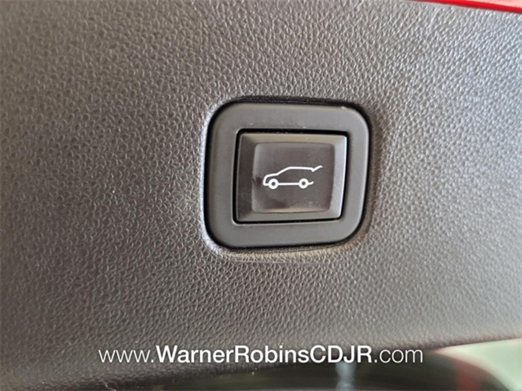 2020 Chevrolet Blazer - $27,500