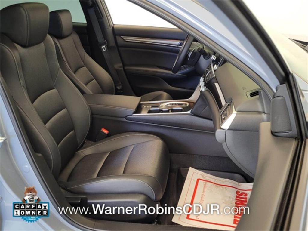 2022 Honda Accord - $35,000